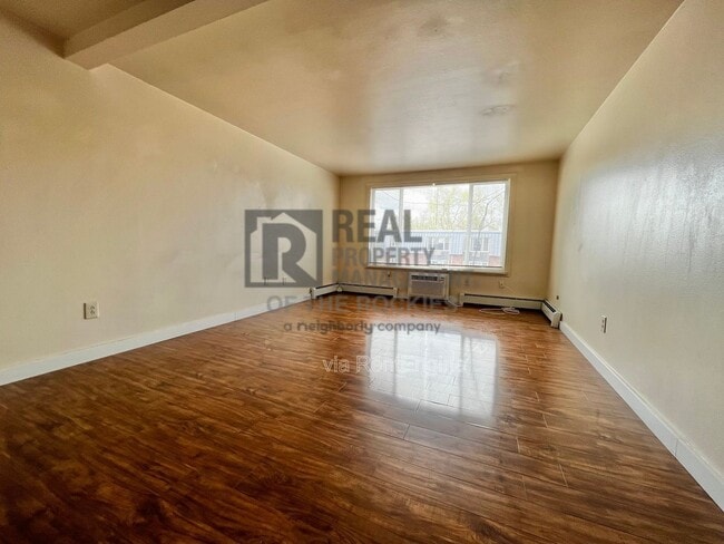 Photo - 1005 Robertson St Unit C2