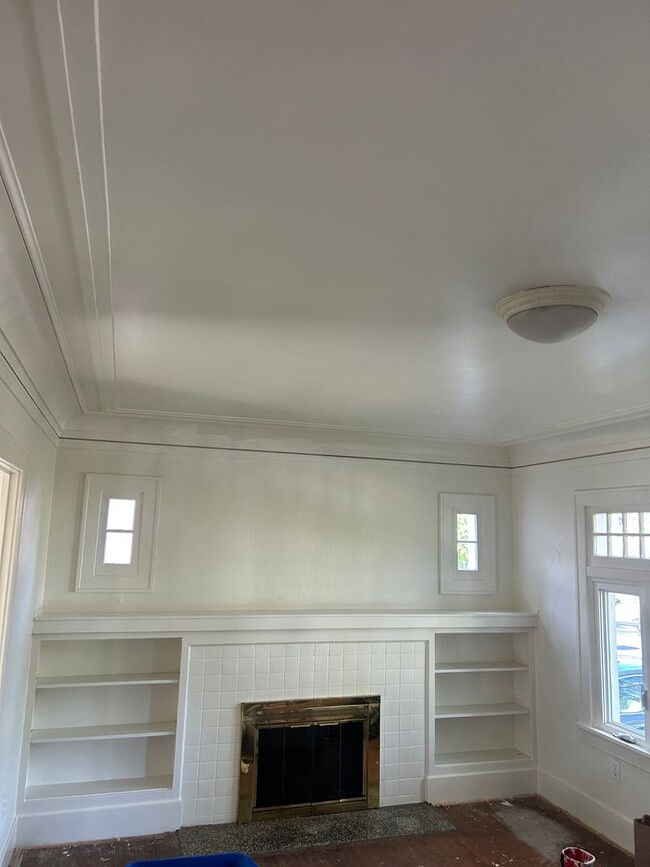 Photo - (560) 21st Street Cottage - 2 Bedroom / 1 Bathroom Unit 535