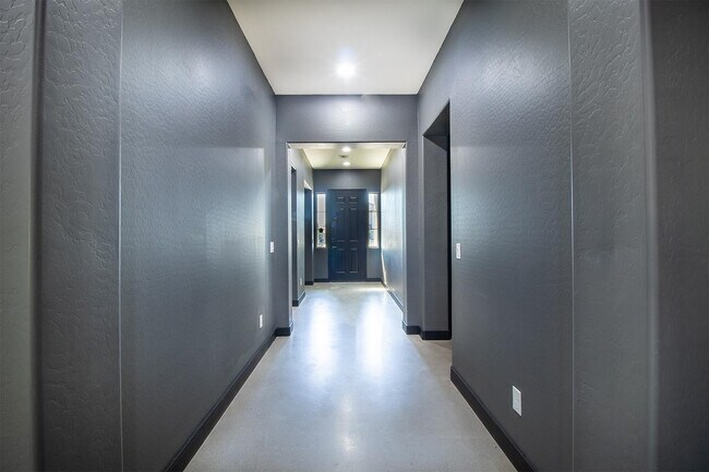 Photo - 14144 W Smoketree Dr