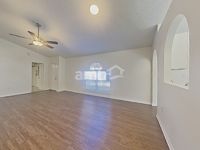 Photo - 6346 Tabogi Trail