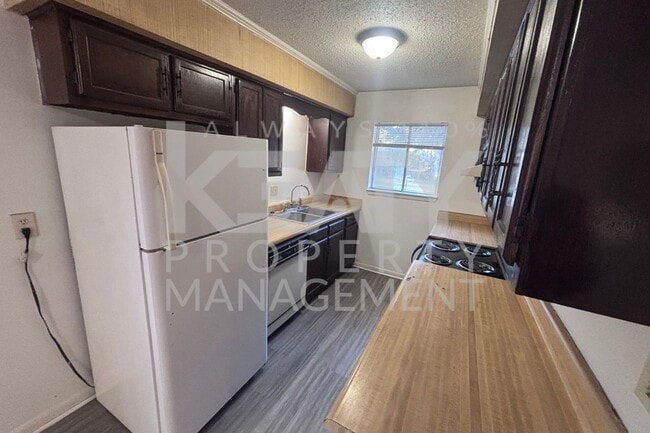 Photo - 116 Rials Dr Unidad B