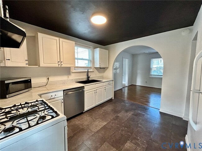 Photo - 910 Forest View Dr