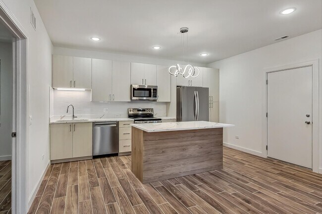 Photo - 6122 S University Ave Unit 302