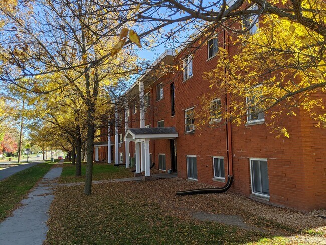 Photo - Sherwood Glen