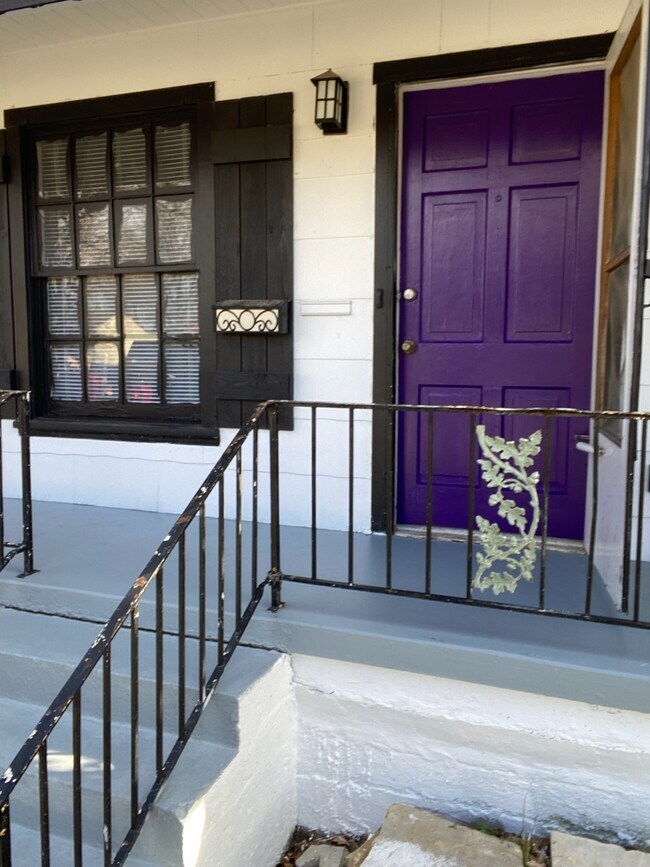 Photo - 3933 Winfield Ave