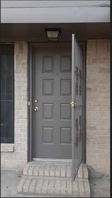 Photo - 8223 Furlong Ln