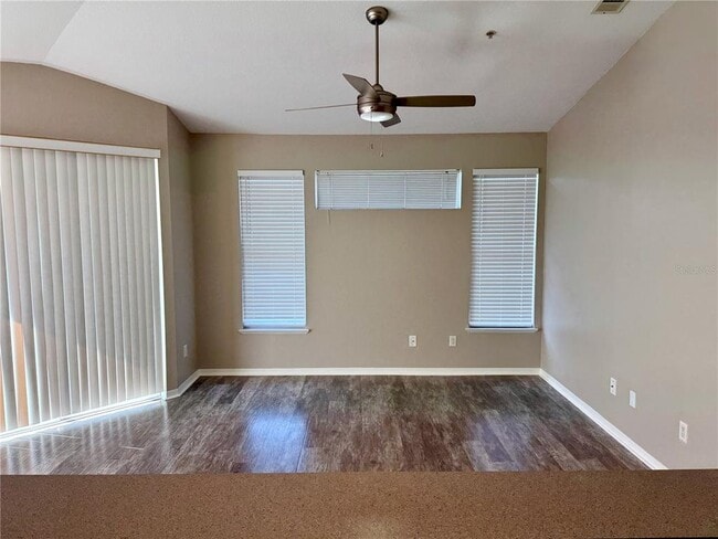 Photo - 2627 Maitland Crossing Way Unidad 301