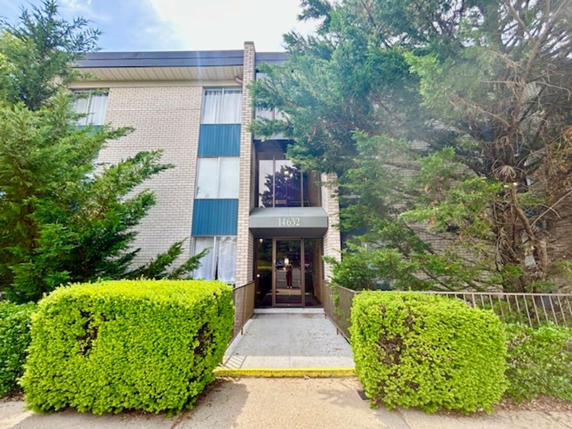 Spacious 1 BR 1BA split-level condo. Most ... - Spacious 1 BR 1BA split-level condo. Most ...
