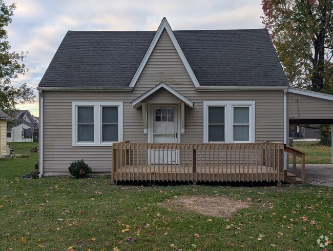 Building Photo - 987 W Vest St Rental