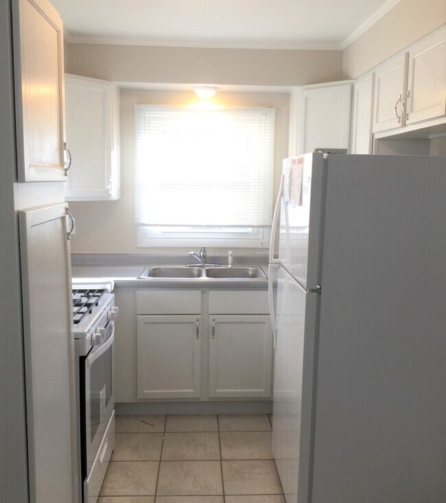 2904 Woodworth Pl Rental House Rental in Hazel Crest, IL