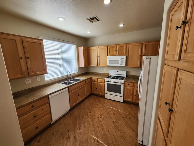 Photo - 6229 Majestic Hills Ave