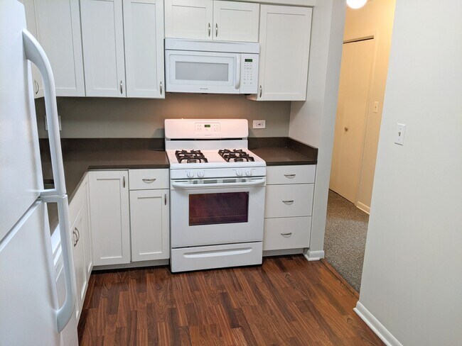 Photo - 800 Custer Ave Unidad 3A