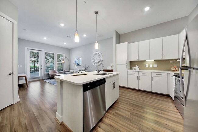 Photo - Where Modern Elegance Meets Timeless Design! Unidad AOTB2