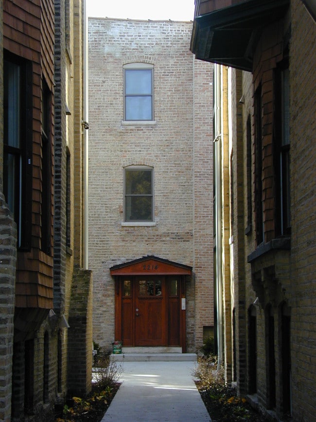 Building Photo - 2214 N Sedgwick St Unit 1N Rental