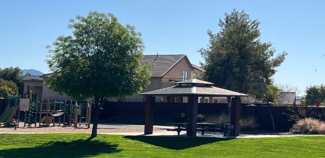 Photo - 6646 S 57th Ave