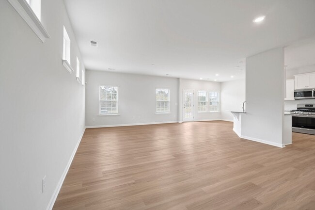 Photo - Almost Brand New Home 4 Bedroom with 2.5 baths