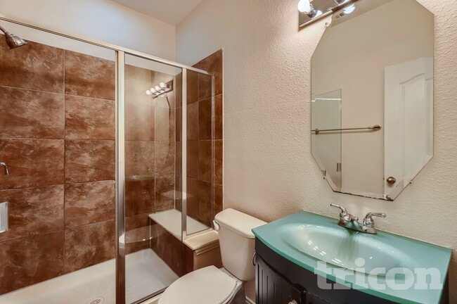 Photo - 8698 Fisher Dr