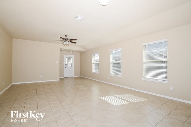 Photo - 961 Corbitt Ln