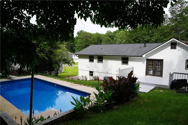 Building Photo - 3344 Hunters Lodge Rd