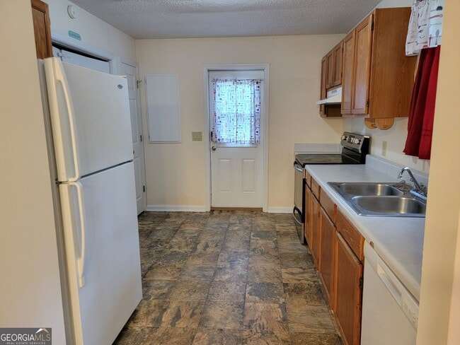 Photo - 104 Denhaven Dr