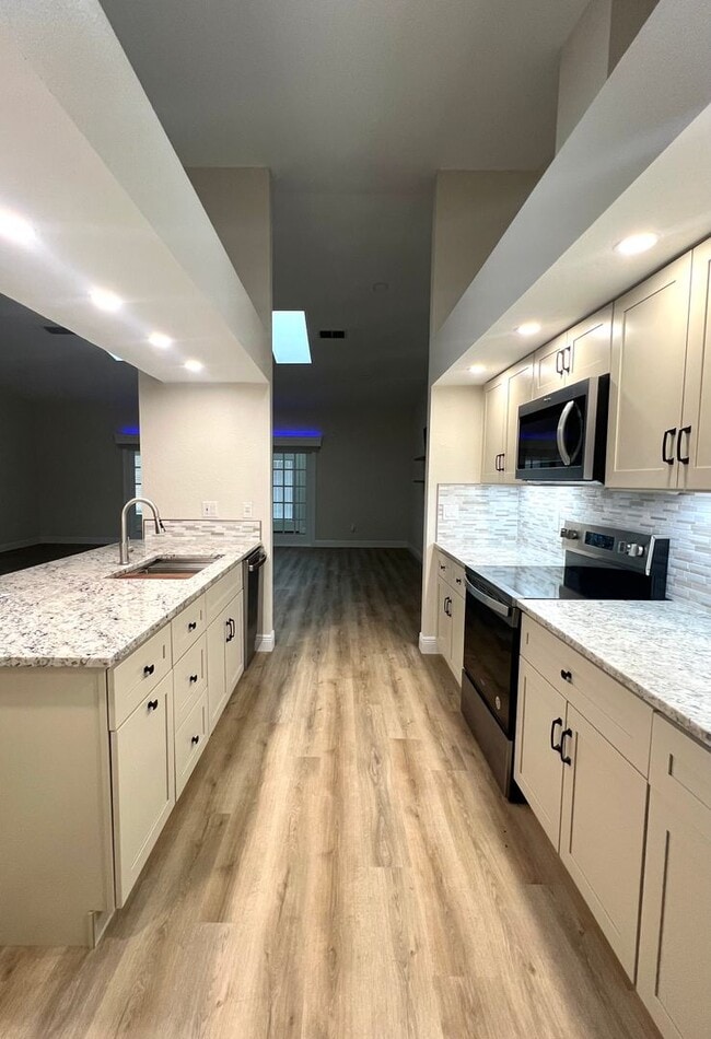 Photo - Hidden gem in Silver Oaks