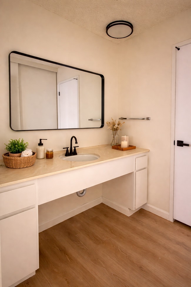 Photo - 796 Woodside Ln E Unit 796 Woodside