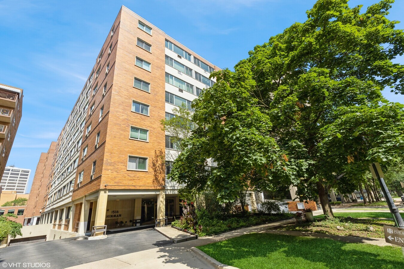 Photo - 1516 Hinman Ave Condo Unit 809