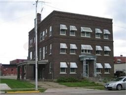 Photo - 103 N 2nd St Apartments
