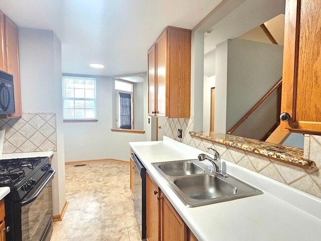 Photo - 2944 White Thorn Cir