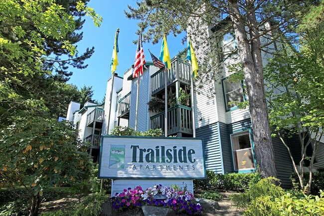 Photo - Trailside