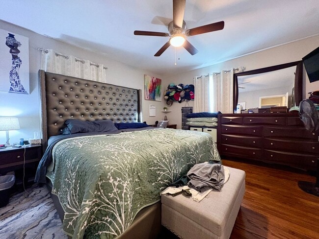 Photo - Adorable in Arlington: 3- Bedrooms 1- Bathroom 1- Car Garage