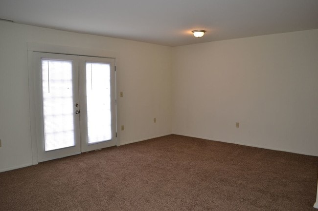 Photo - The Seasons Student Housing