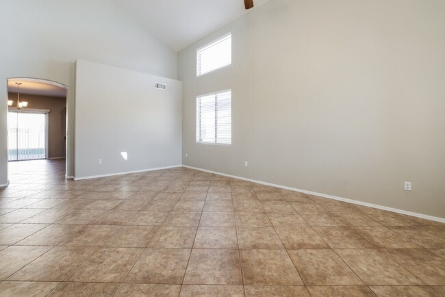 12677 E Nona Ln