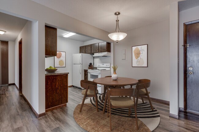 Aquarius Apartments