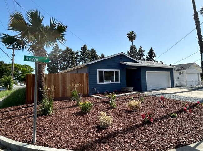 Building Photo - Completely Updated Irvington House!