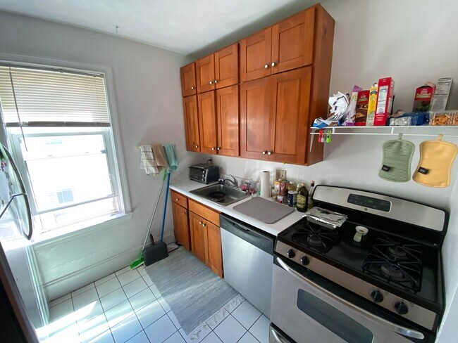 Photo - 22 Union St Unit 2