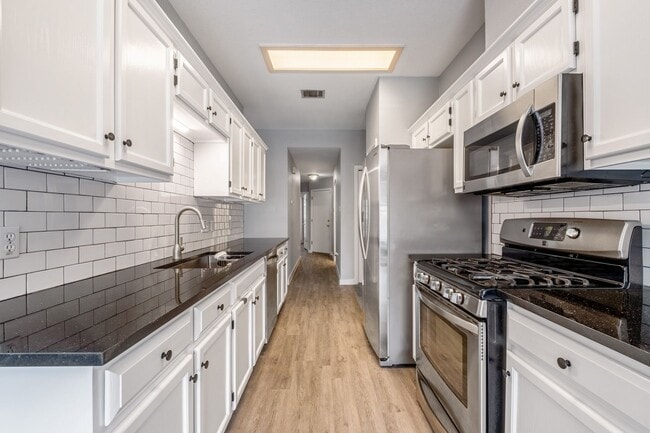 Photo - Imagine Coming Home to Comfort, Convenience & Style in North Austin!