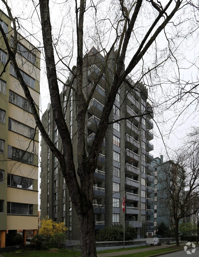 Photo - Crystal Court