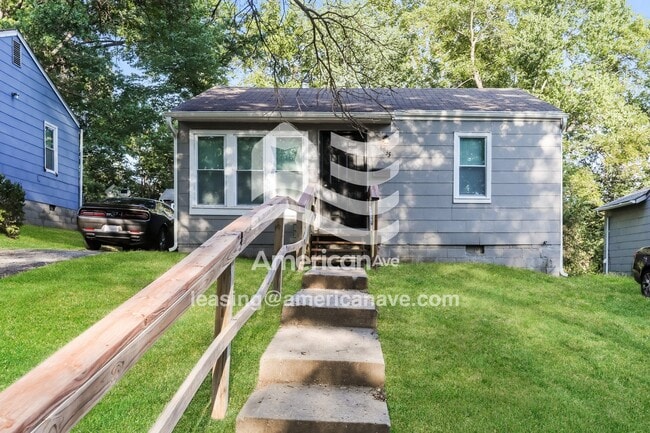 Building Photo - 6835 Askew Ave