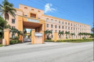 Building Photo - 7420 W 20th Ave Unit 146