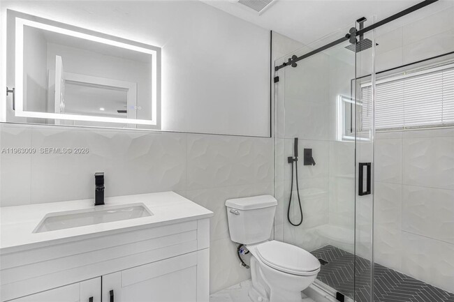 Photo - 2901 SW 92nd Ave