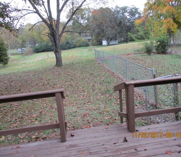 Building Photo - 3-bedroom, 2-bathroom home is located on a dead-end street, offering privacy while still being co...