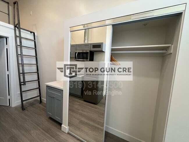 Photo - 138 W San Ysidro Blvd Unit 3