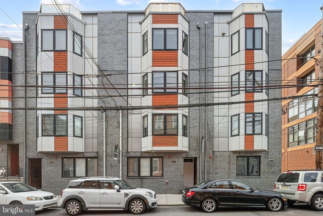Building Photo - 912 N 16th St Unit A Rental