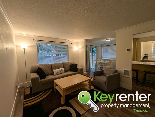 Photo - Modern 3 Bedroom, 2.5 Bathroom Fully Furnished Puyallup Duplex in Prime Location