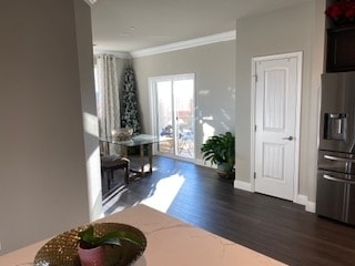 Comedor - 880 Congaree Ln