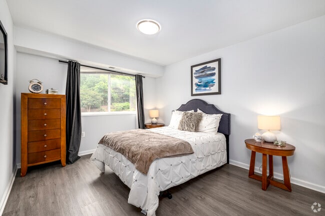 North Hills Apartments