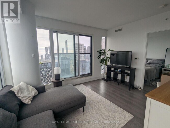 Photo - 181 Dundas St E Unité 4605