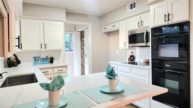 Photo - 1911 Greenhaven Dr