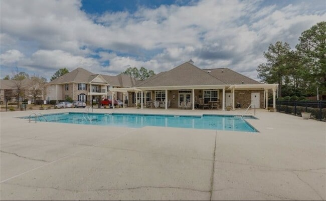 Photo - 1871 Jennifer Ln Unit 203